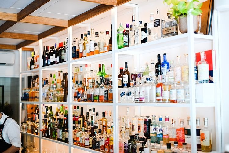 The Fox Small Bar